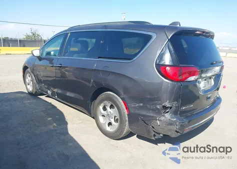 2018 Chrysler Pacifica Hybrid Touring Plus из США, поврежденный, VIN 2C4RC1H76JR124996